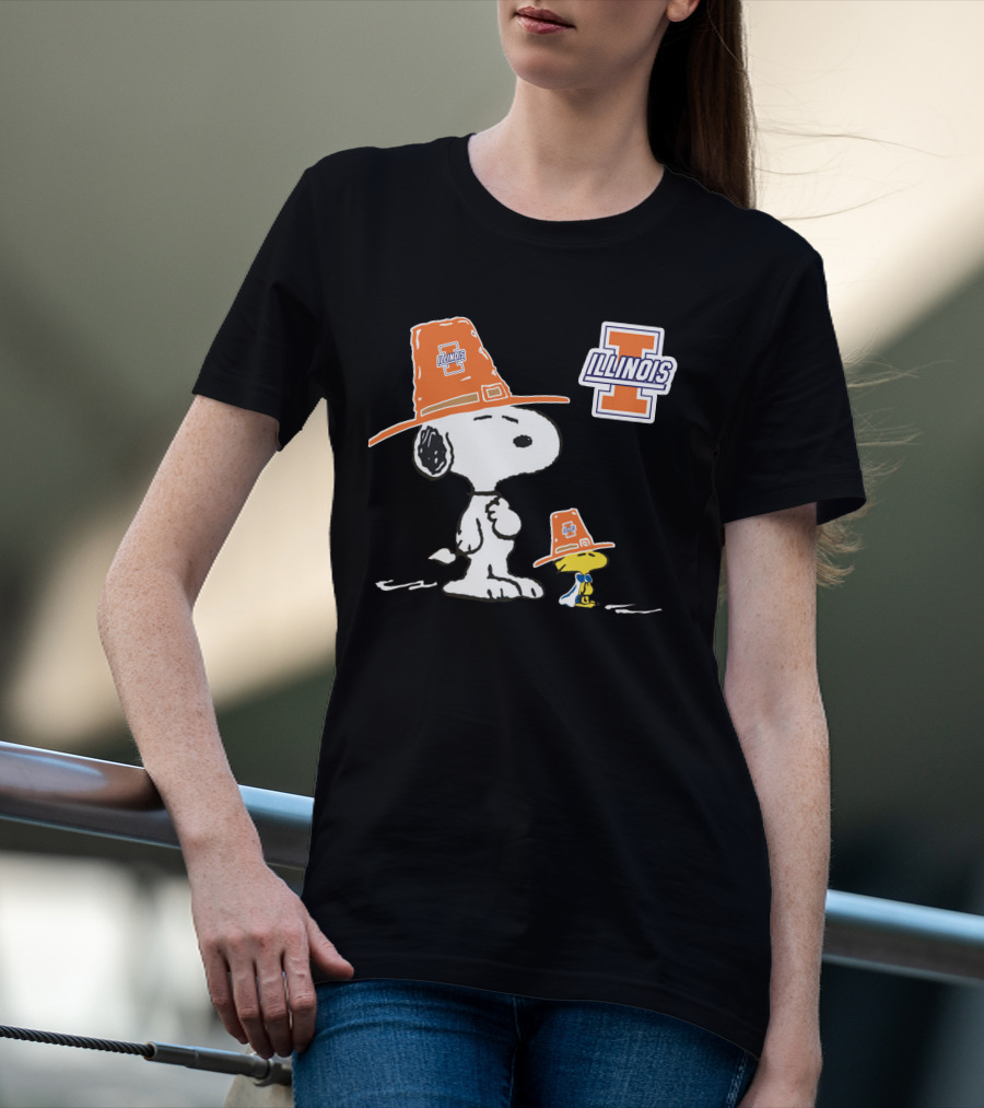 Illinois Fighting Illini Snoopy Woodstock Pilgrim Hats T-Shirt