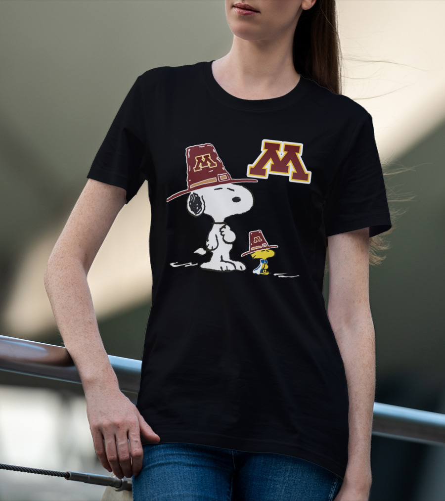 Minnesota Golden Gophers Snoopy Woodstock Team Spirit T-Shirt