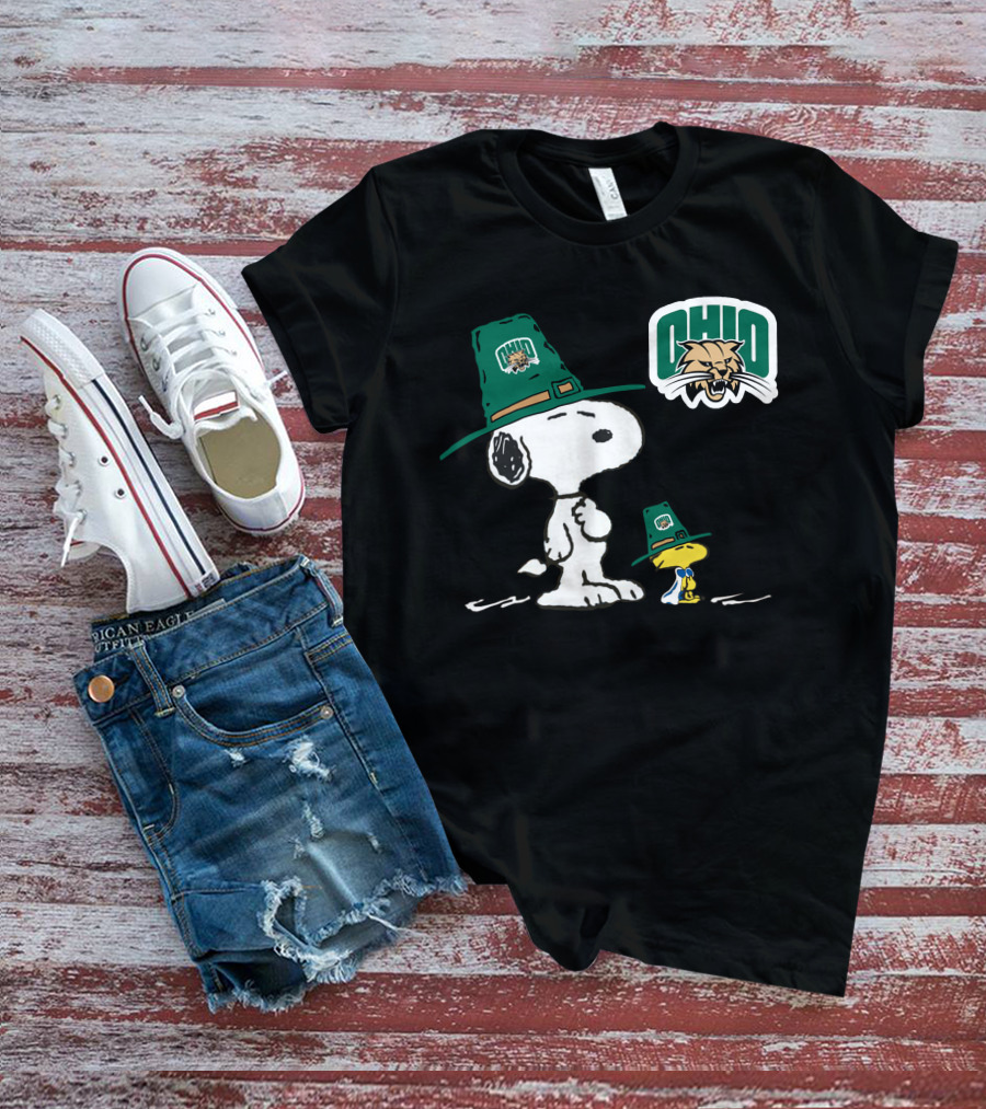 Ohio Bobcats Snoopy Woodstock Peanuts Football Fan Gear T-Shirt