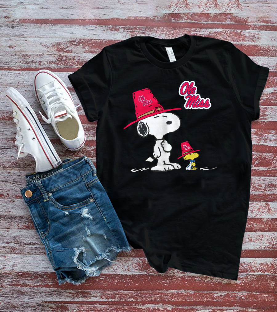 Ole Miss Snoopy And Woodstock In Rebel Hats T-Shirt