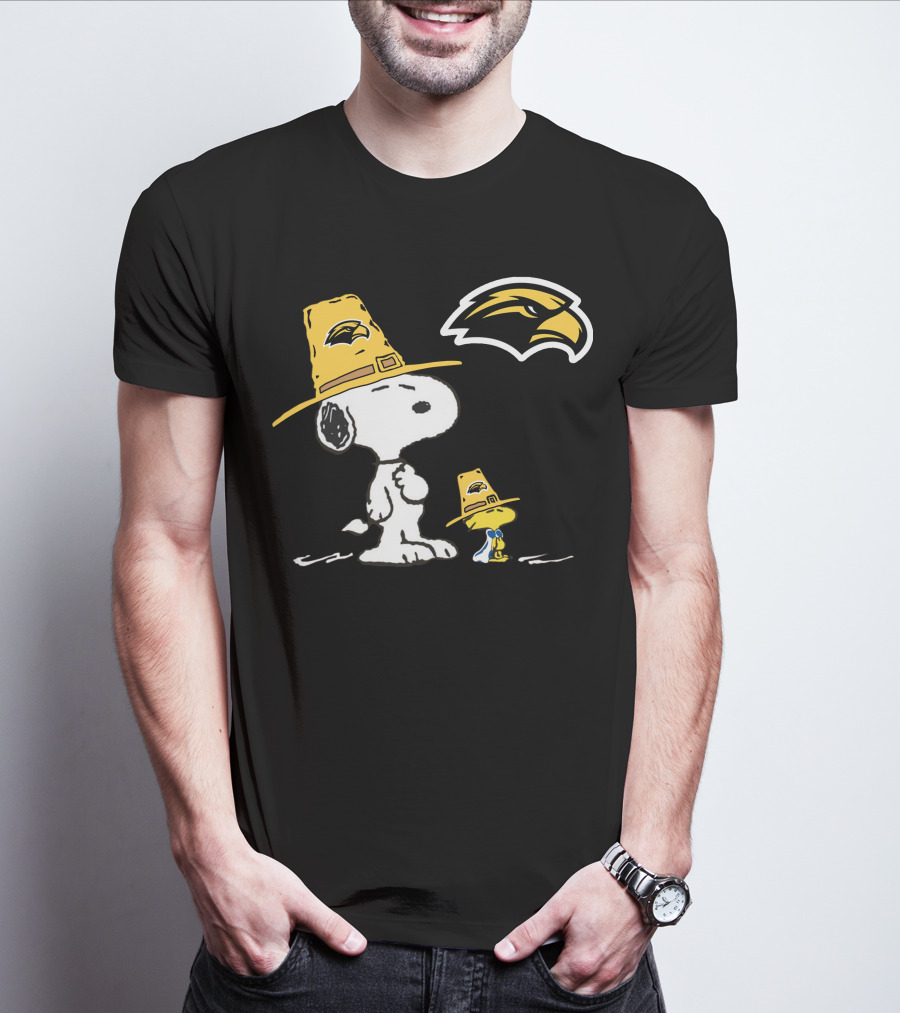 Southern Mississippi Golden Eagles Snoopy Woodstock Pilgrim Hats T-Shirt