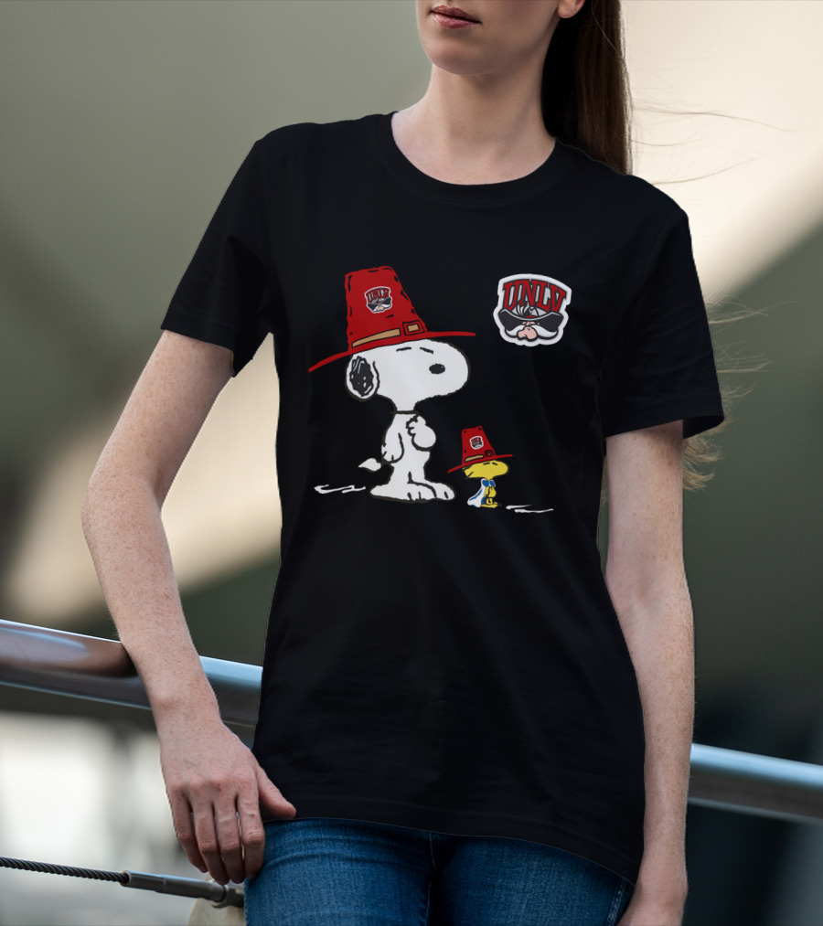Snoopy Woodstock Unlv Rebels Logo Cowboy Hats Iconic Peanuts T-Shirt