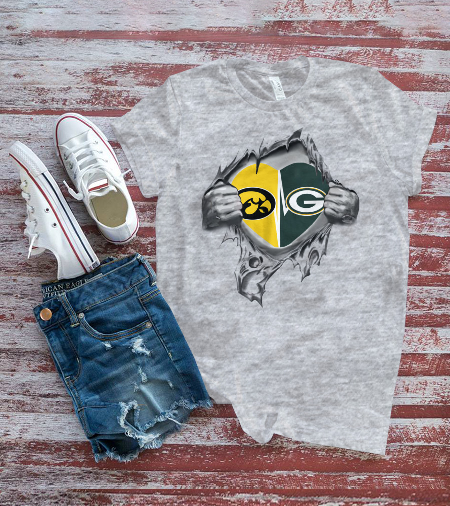Iowa Hawkeyes Packers Rivalry Heart T-Shirt