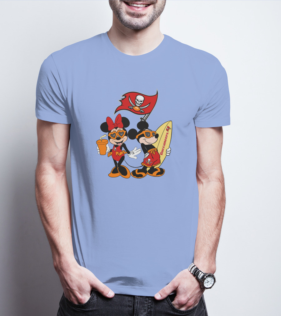 Buccaneers Vacation Mickey And Minnie With Pirate Flag And Surfboard T-Shirt