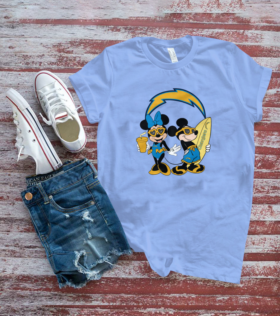 Chargers Mickey Happy Vacation Surfer Duo With Heart Sunglasses T-Shirt
