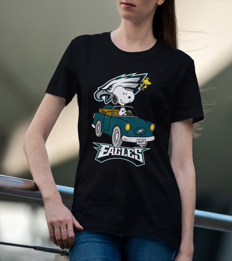 Philadelphia Eagles Snoopy Woodstock Driving Fun T-Shirt