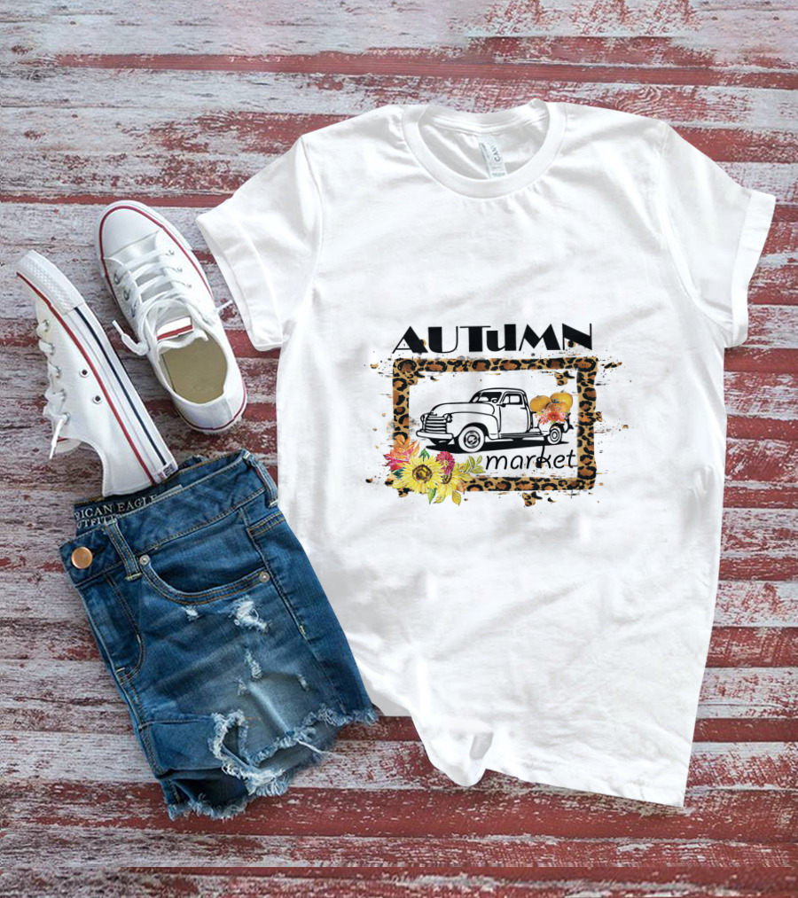Autumn Market Vintage Truck With Pumpkins And Flowers T-Shirt