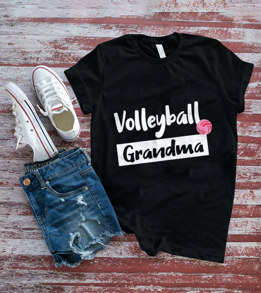 Volleyball Grandma Fun Pink Ball Motif T-Shirt