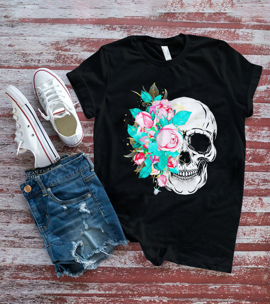 Flower Skull Floral Fusion With Vintage Rose Elements T-Shirt