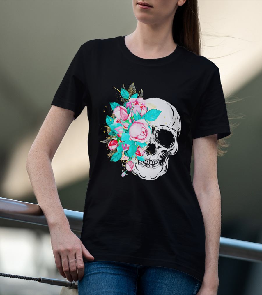 Flower Skull Floral Fusion With Vintage Rose Elements T-Shirt