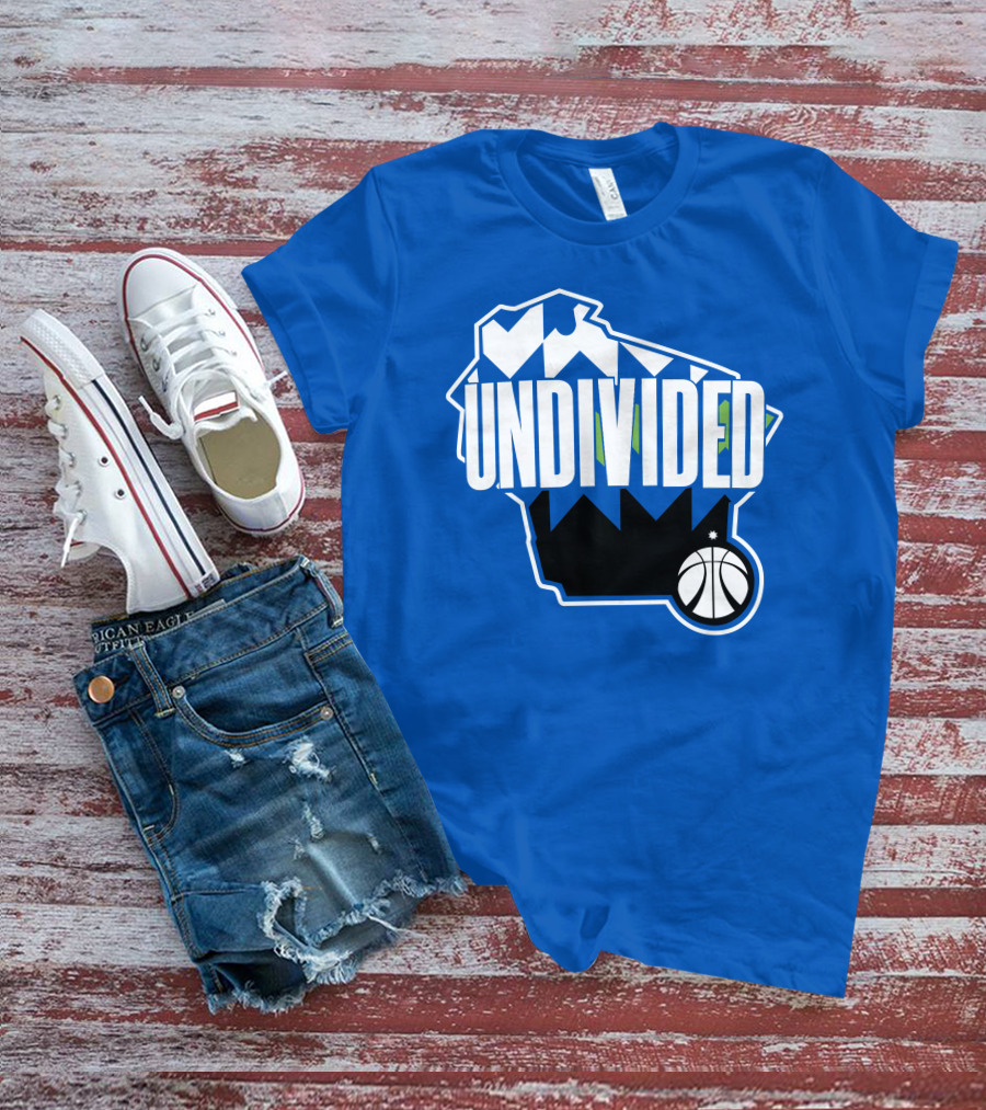Pat Connaughton Undivided Milwaukee Basketball Map Blue T-Shirt