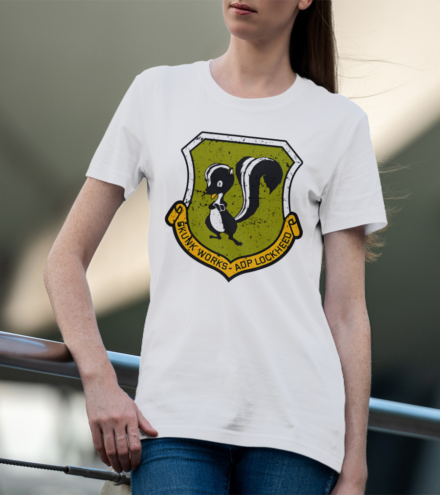 Skunk Works ADP Lockheed Vintage Emblem Badge T-Shirt