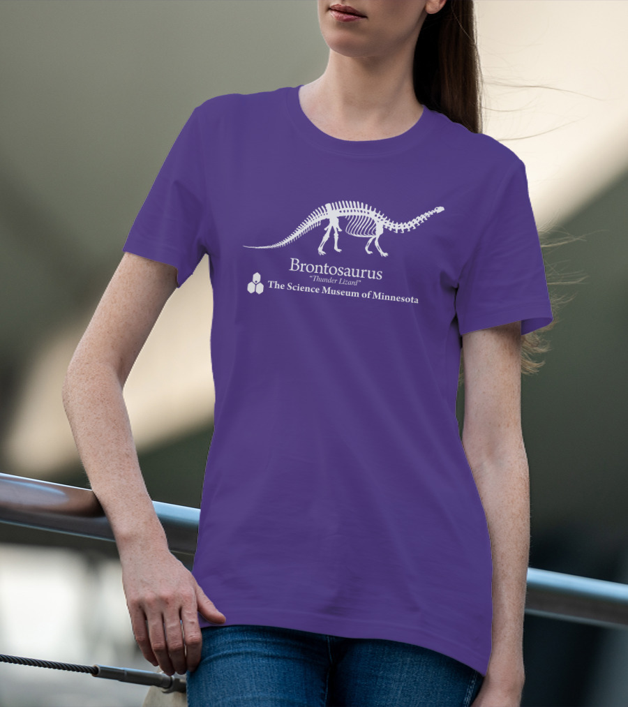 Brontosaurus Thunder Lizard Dinosaur Skeleton The Science Museum Of Minnesota T-Shirt
