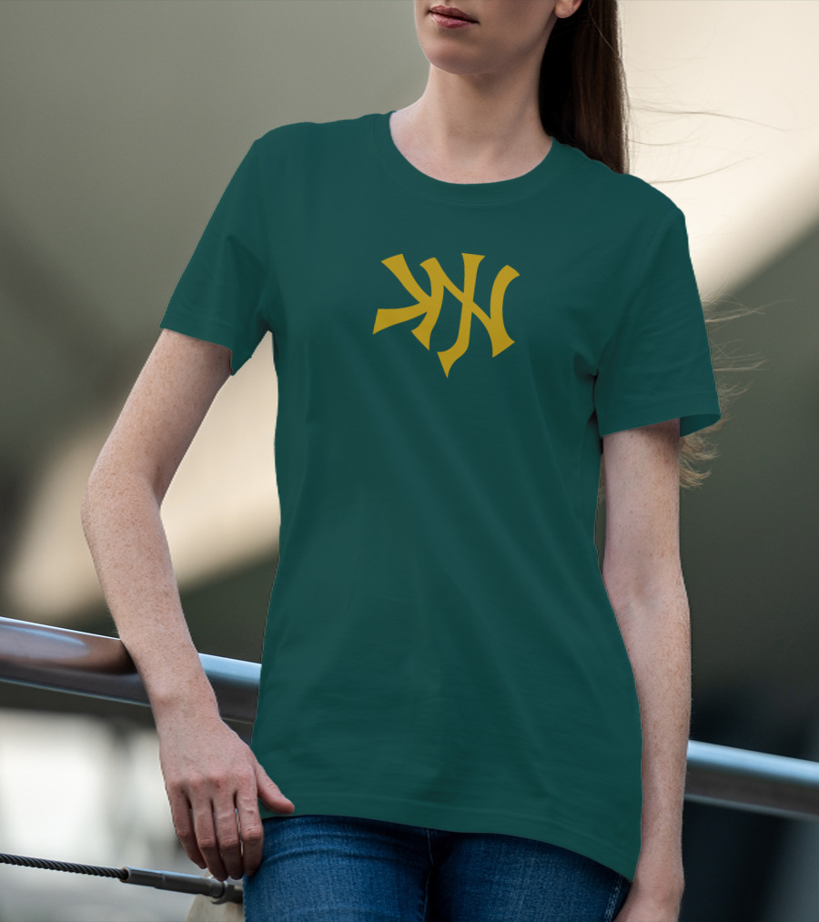 Knj Fanjoy Yankees Logo Green Gold T-Shirt