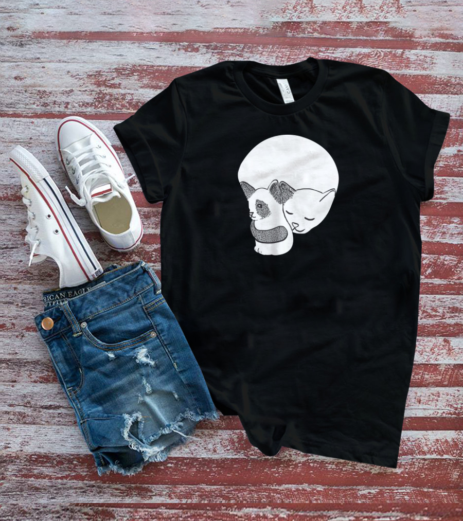 Small Kitten Under Love Lock Yin Yang Cats T-Shirt