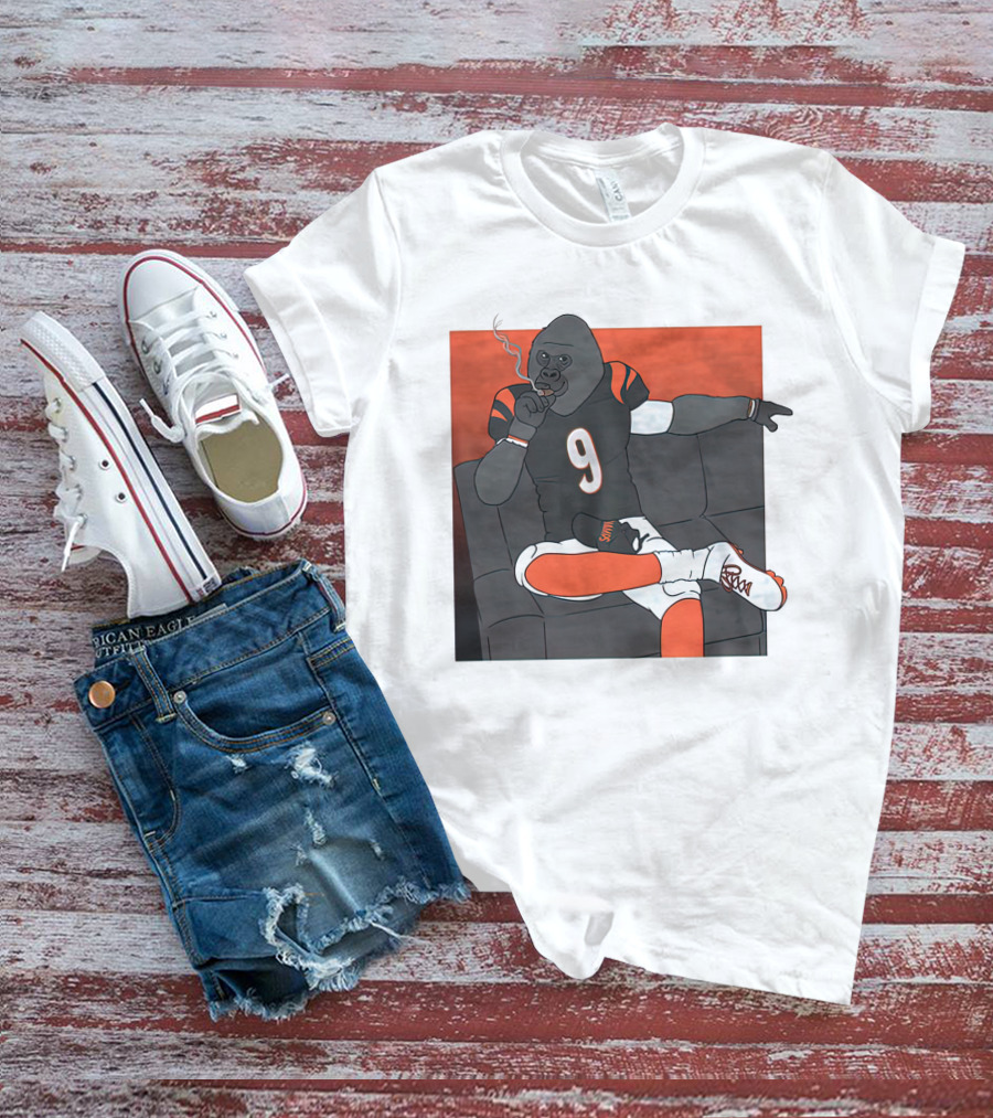 Harambe Smoking Gorilla Wearing Number 9 Jersey Sitting On Couch T-Shirt