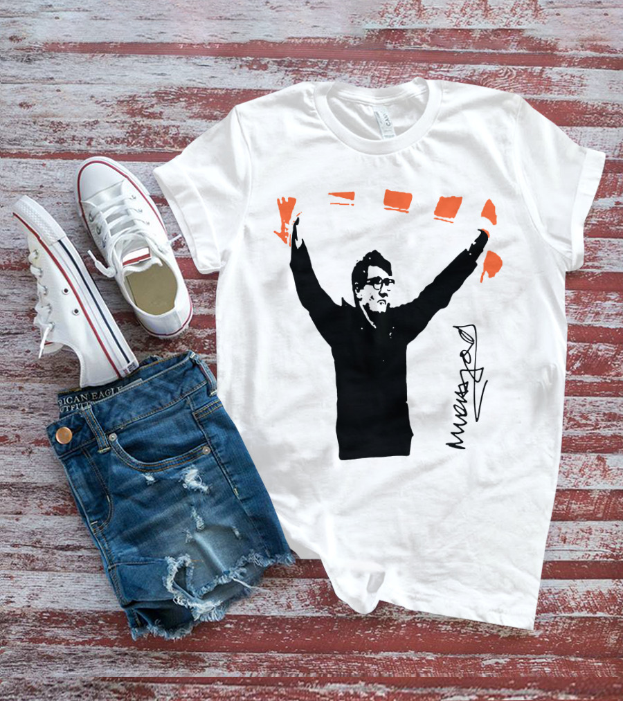 Luton Town FC Mick Harford Orange Scarf T-Shirt