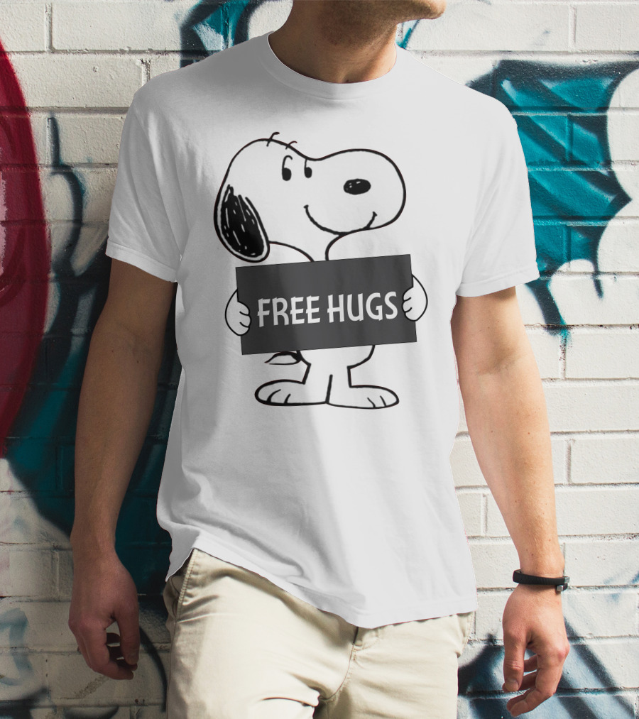 Free Hugs Snoopy Peanuts T-Shirt