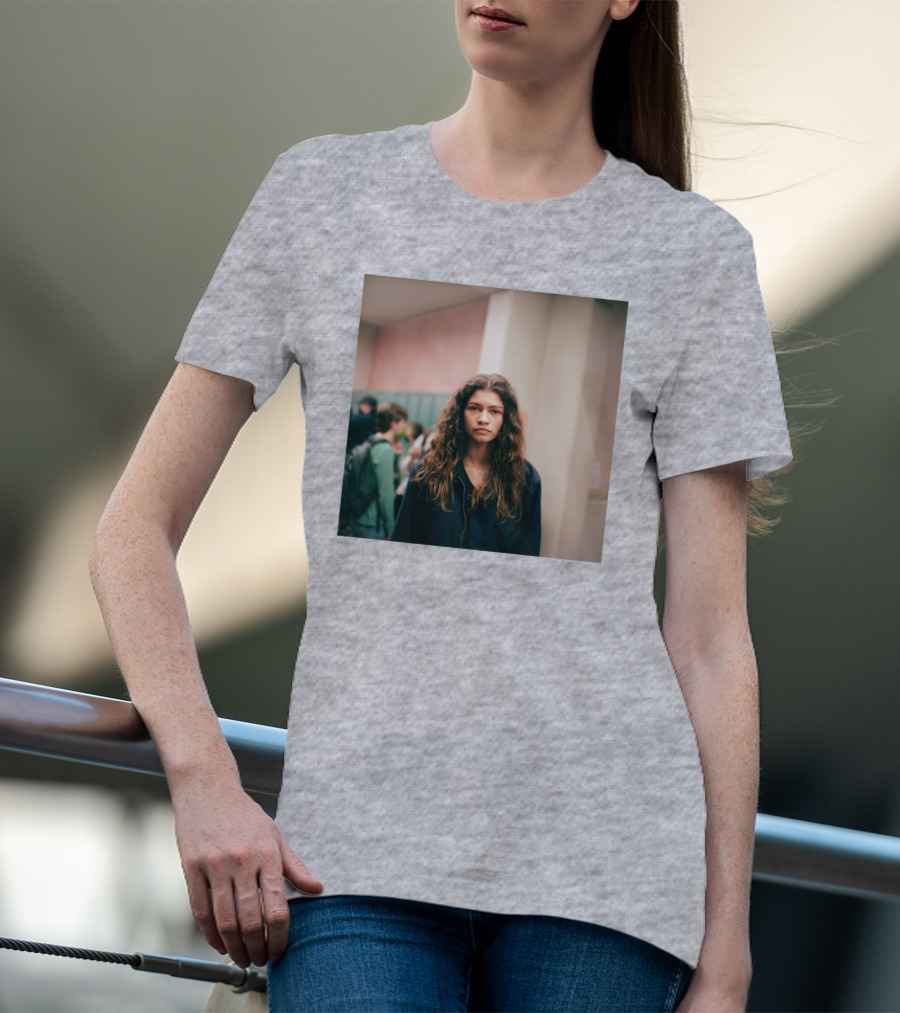 Labrinth Euphoria Season 2 Music Labrinth-Music Shop Rue Hallway Scene T-Shirt