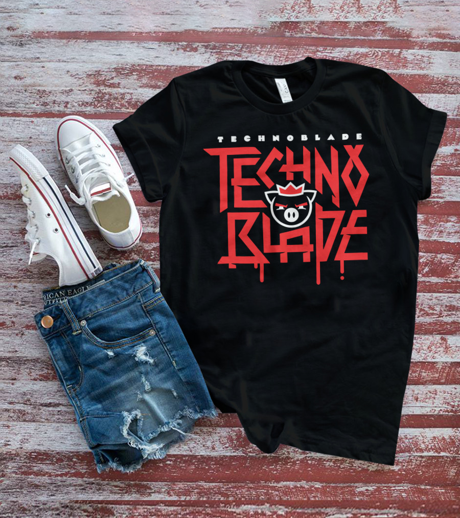 Technoblade Techno Blade Pig Crown Logo Gaming T-Shirt
