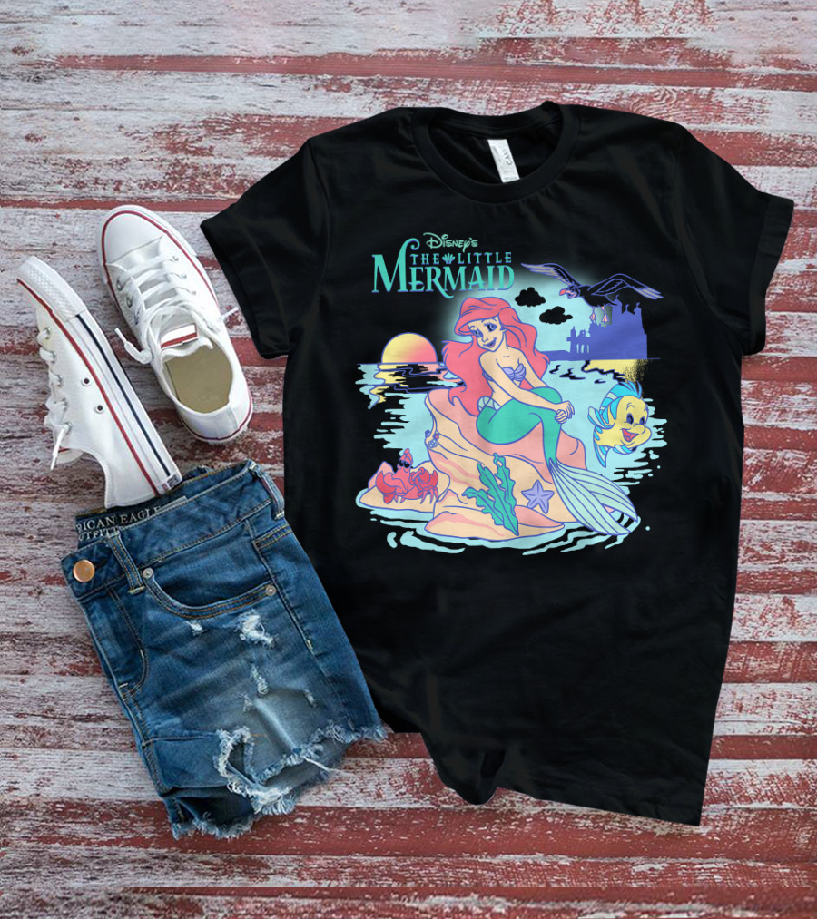 Disney's The Little Mermaid Ariel With Flounder And Sebastian By Castle At Sunset T-Shirt
