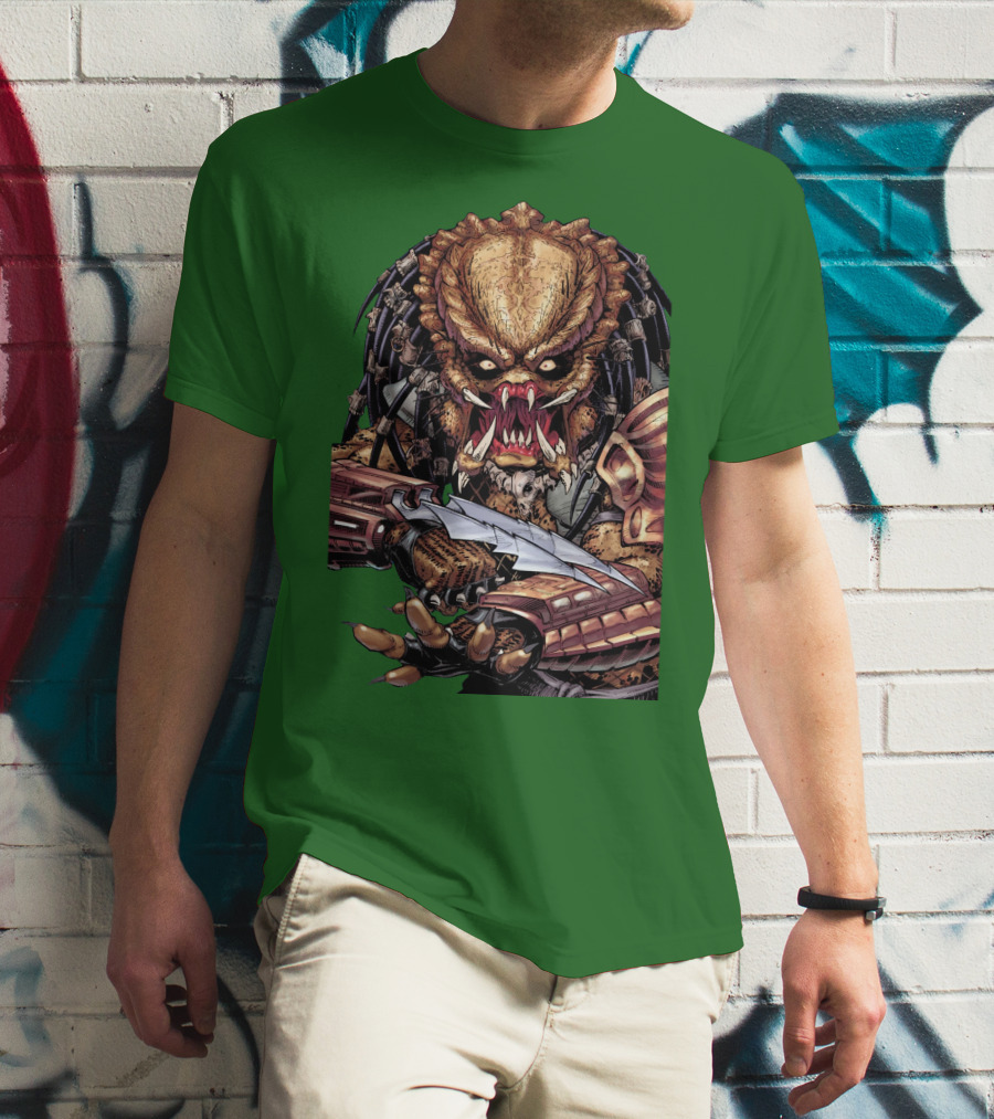 Predator Alien Holding Blade Comic T-Shirt