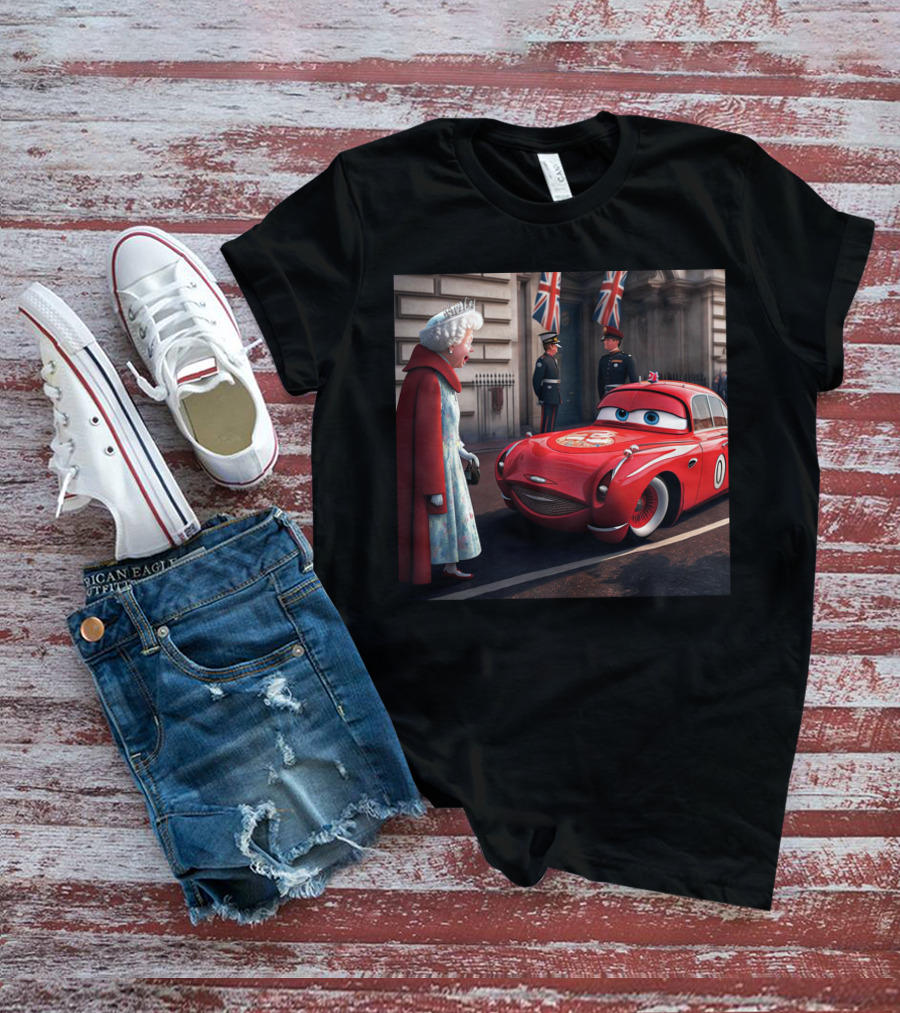 Lightning McQueen Meets Queen Of England With British Guards And Flags T-Shirt