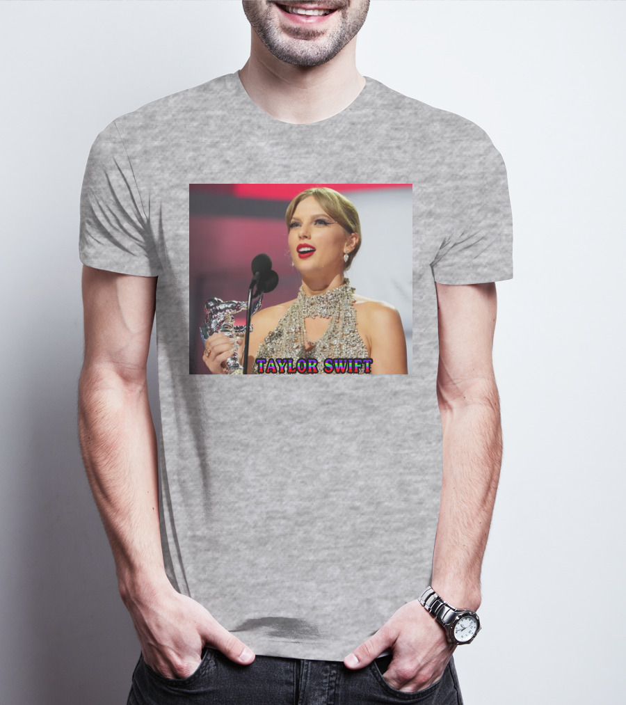 TAYLOR SWIFT SINGER SONGWRITER AWARD MOMENT T-Shirt