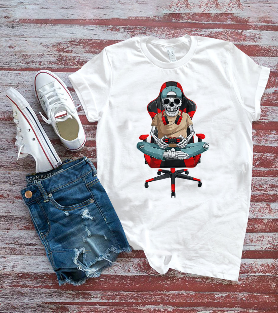 Skeleton Gamer In Cool Chair With Headphones And Controller T-Shirt