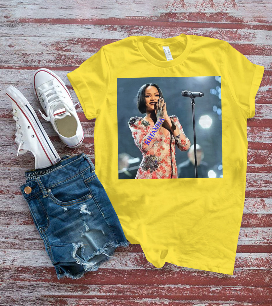Rihanna Singer Songwriter Actress Performance Floral Dress T-Shirt