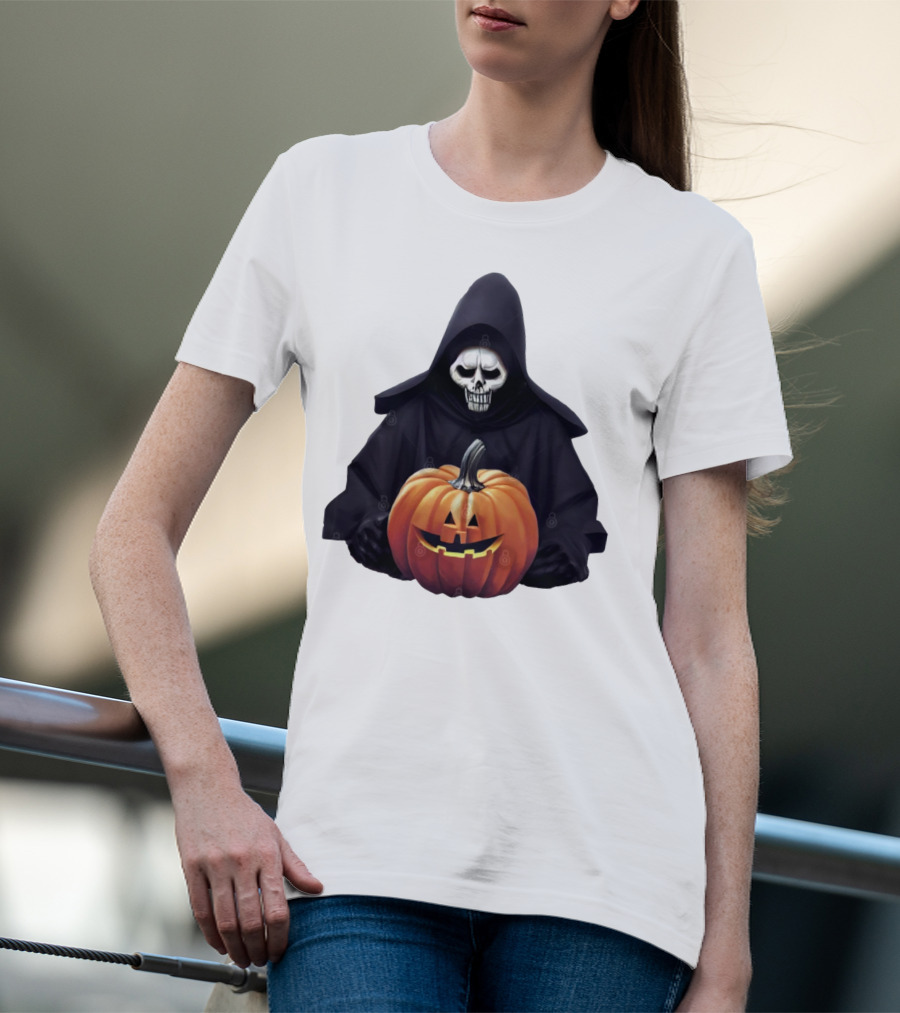 Grim Reaper Holding Jack-O'-Lantern Pumpkin T-Shirt