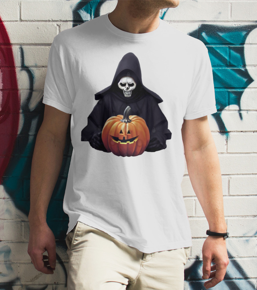 Grim Reaper Holding Jack-O'-Lantern Pumpkin T-Shirt