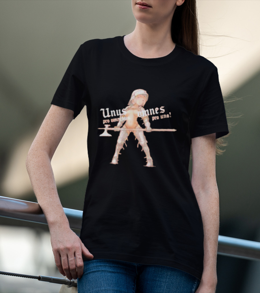 Unus Pro Omnibus Omnes Pro Uno Warrior Girl Armor T-Shirt