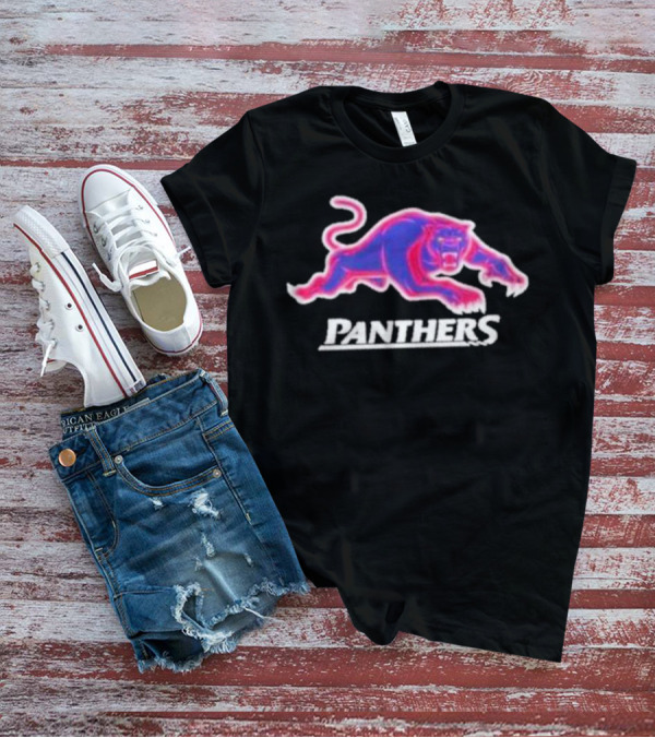 Penrith Panthers Retro Style Neon Pink Blue Panther T-Shirt