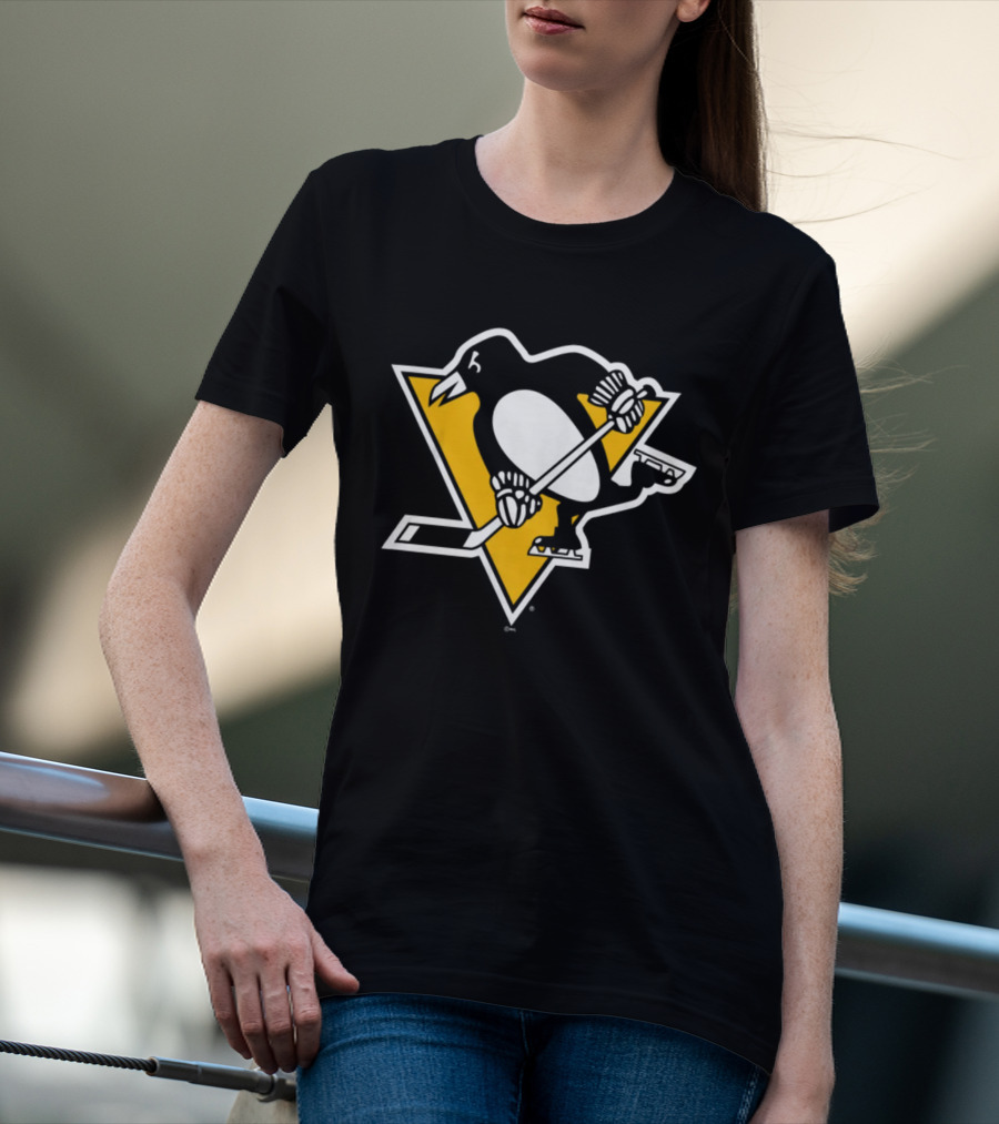 Pittsburgh Penguins Iconic Emblem T-Shirt