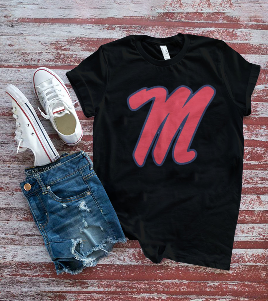 Ole Miss Rebels Legend M T-Shirt