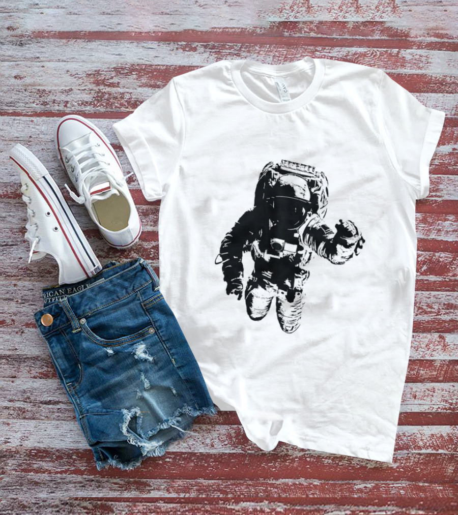 Astronomer Floating Astronaut Black T-Shirt