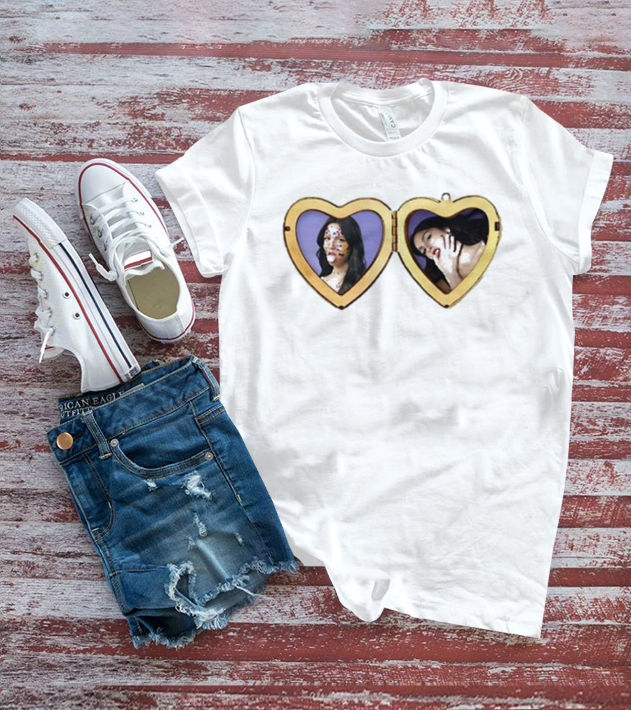 Guts Vampire Heart Locket T-Shirt
