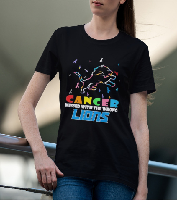 Cancer Messed With The Wrong Lions Detroit T-Shirt