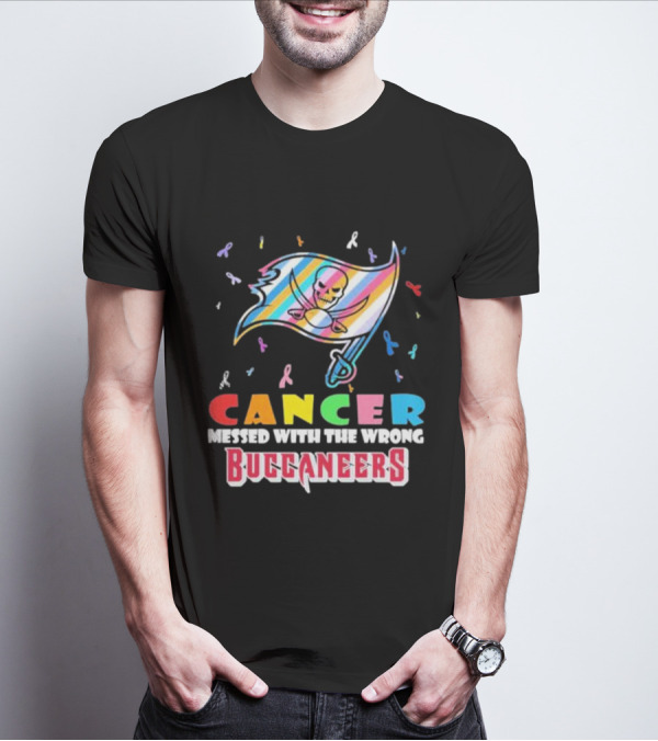 Cancer Messed With The Wrong Buccaneers Rainbow Skull Flag And Ribbons T-Shirt