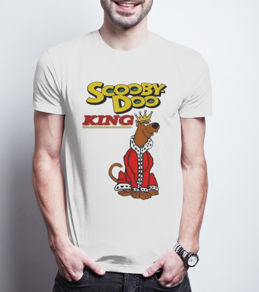Scooby Doo King Crowned With Royal Red Robe T-Shirt