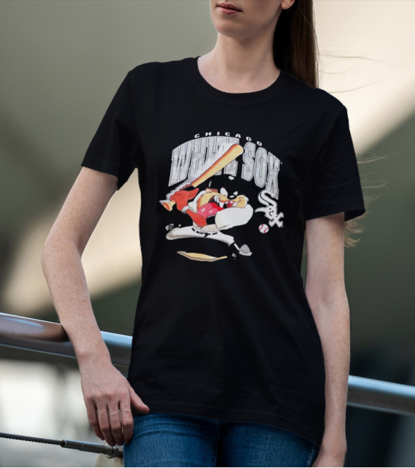 Chicago White Sox 1996 Taz Baseball Character With Bat T-Shirt