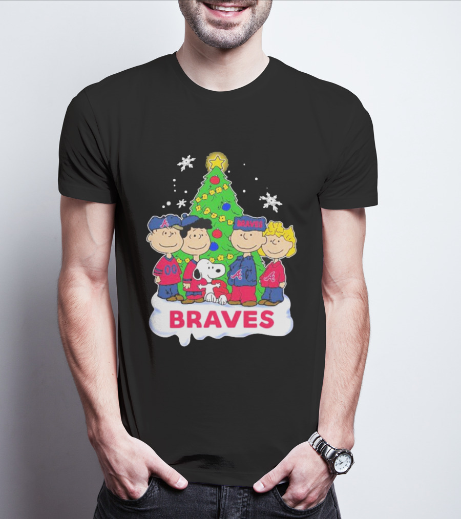 Atlanta Braves Peanuts Christmas Tree With Snoopy Characters T-Shirt