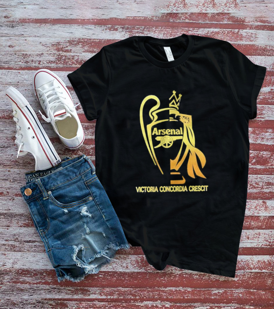 Arsenal Victoria Concordia Crescit Emblem Cup T-Shirt