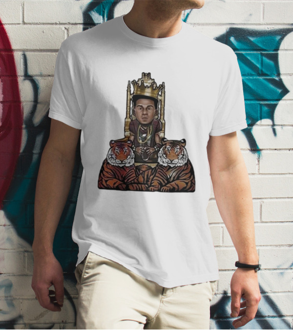 Travis Tiger King Throne With Crown And Two Tigers T-Shirt