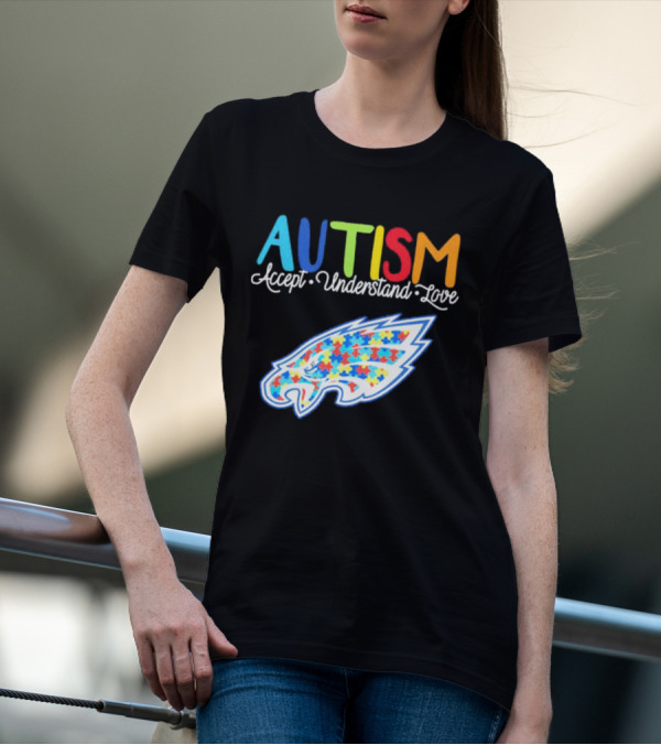 Philadelphia Eagles Autism Accept Understand Love Puzzle T-Shirt