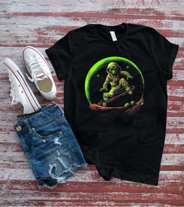 Skateboarding Alien On Saturn's Ring In Outer Space Adventure T-Shirt
