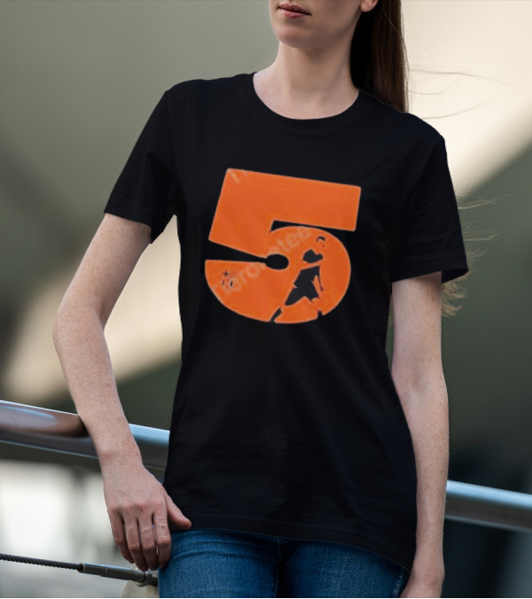 Sergio 5 Soccer Player Silhouette Orange T-Shirt