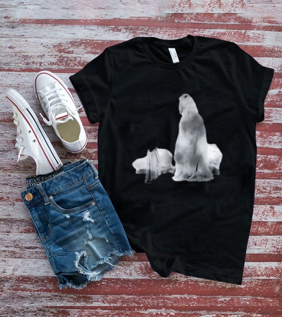 Luh Calm Eerie Spectral Figures On Dark Mysterious Background T-Shirt