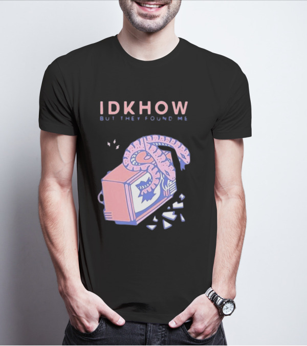 IDKhow But They Found Me Snake Crushed TV Pastel Pink Blue Image T-Shirt